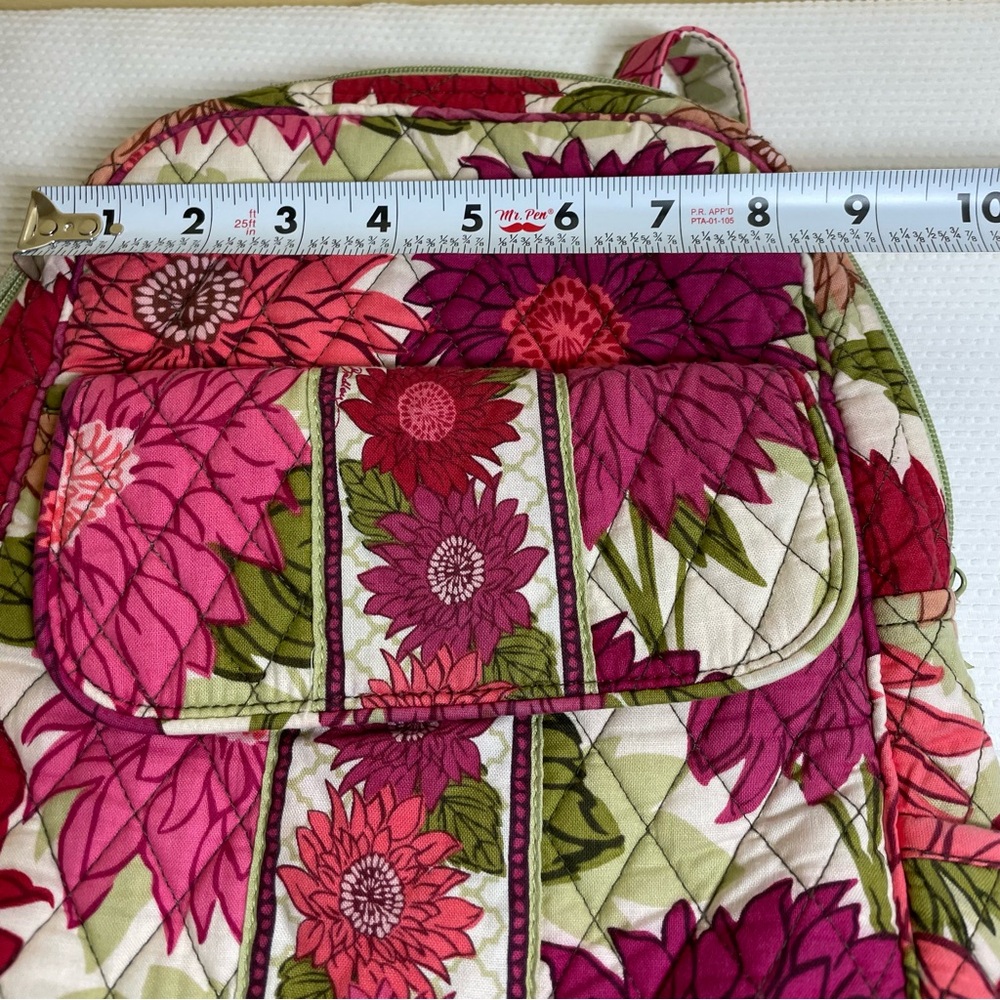 Vera Bradley Hello Dahlia Pink and Green Floral Backpack
Pre Loved - Picture 9 of 13
